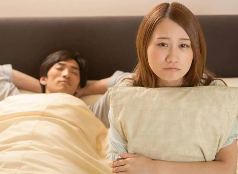 福州侦探公司：女人有婚外情有可能对自身的男生越来越厌倦